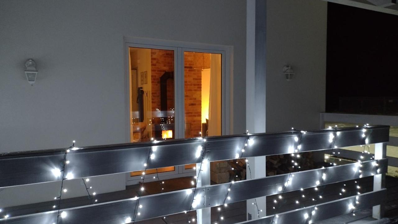 Marina Sasino - Komfortowe Domy Z Sauna I Kominkami Exterior foto